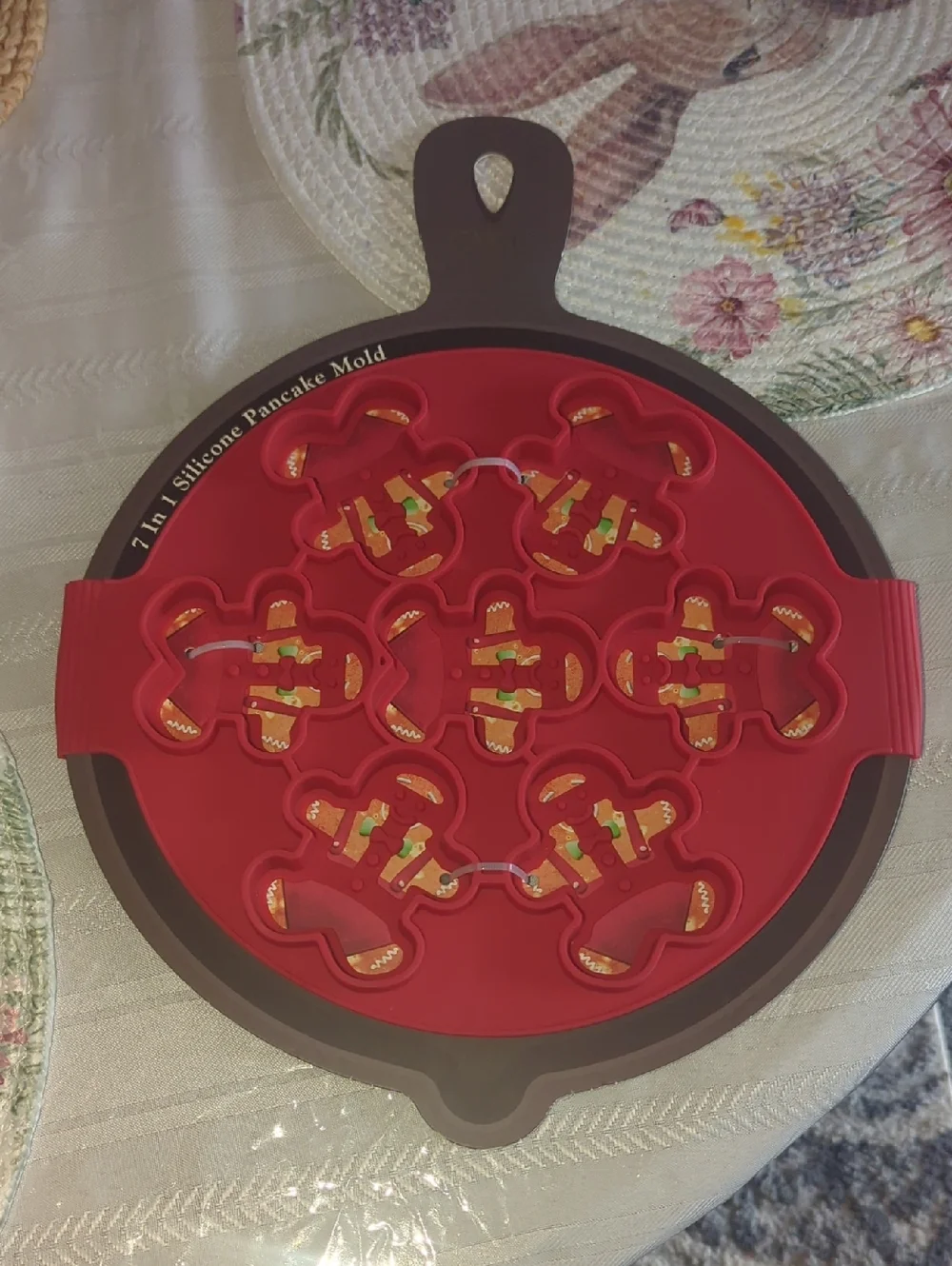 7-in-1 Silicone Pancake Mold - Red